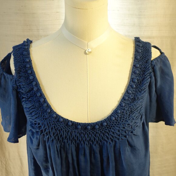 Development by Erica Davies Blouse - Picture 13 of 13